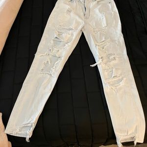 American Eagle Mom Jean